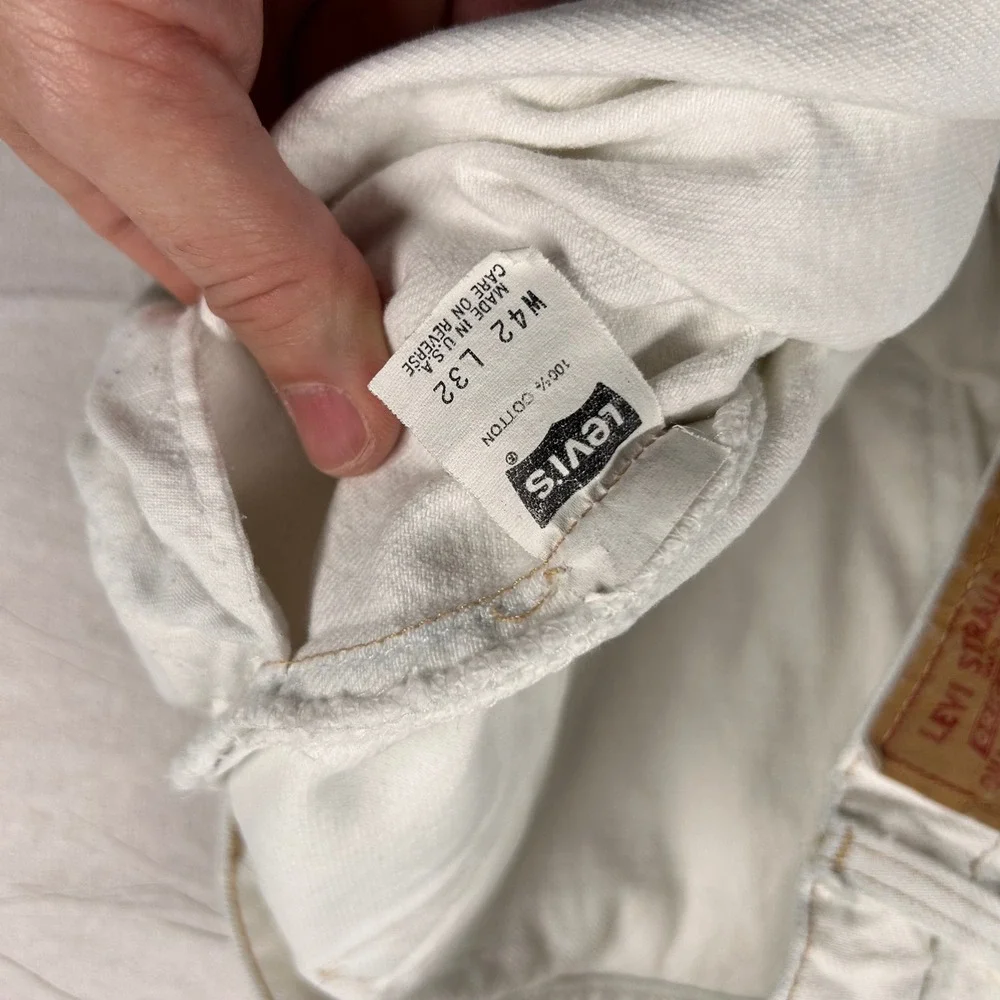 Vintage Levis 550 Jeans Mens 42x32 (fits 39x32) White Taper 1990s Y2K USA